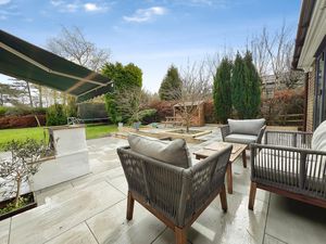 Photo 27- click for photo gallery